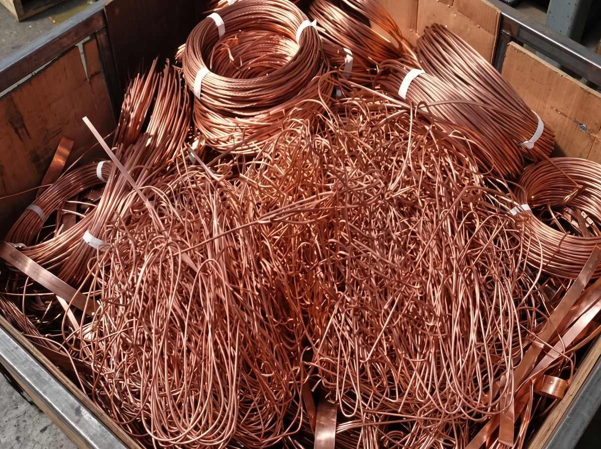 scrap-buyers-in-uae-cars-coppers